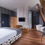 Отель Relais & Chateaux Hotel Quadrille - Adults Only Гдыня