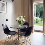 Отель Relais & Chateaux Hotel Quadrille - Adults Only 5*