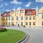 Отель Relais & Chateaux Hotel Quadrille - Adults Only Гдыня
