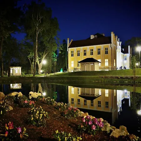 Готель Relais & Chateaux Quadrille - Adults Only 5*